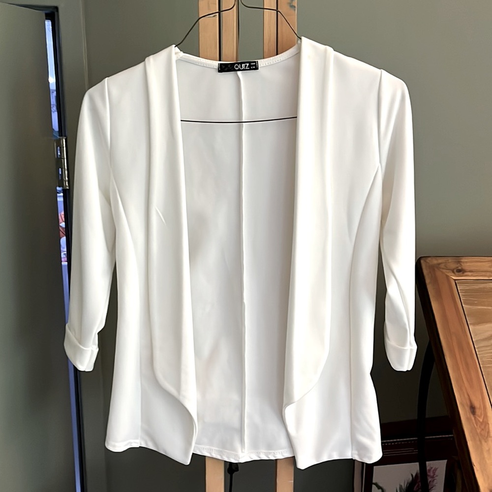 Used slim white blazer